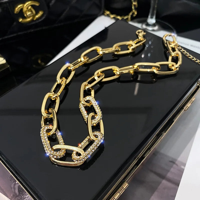 Luxury Thick Chain Collar,Geometric Statement Necklace for Women,Bold Link Design for Layering,Retro Y2K Style Fashion Gift Idea