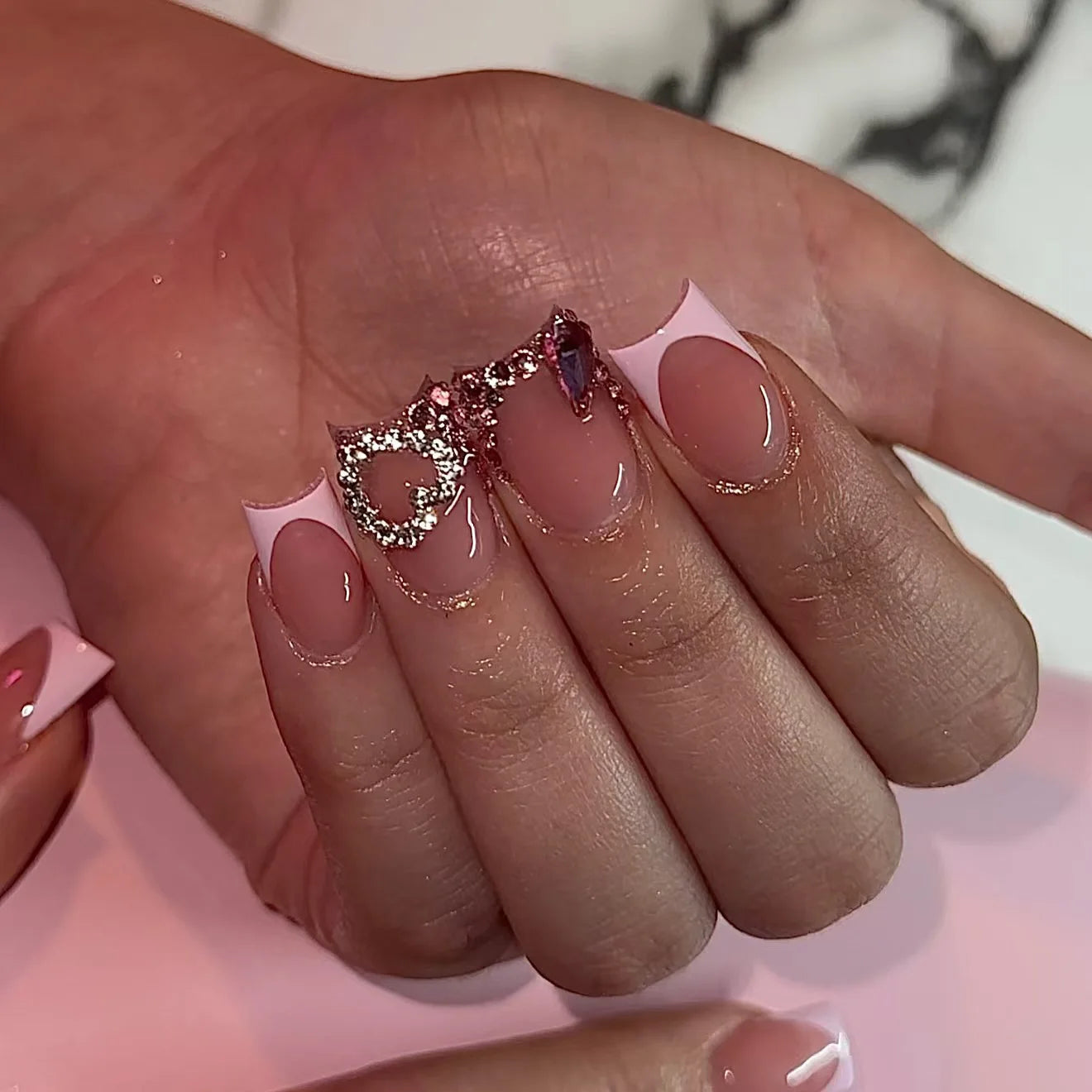 24pcs Duckbill False Nails Detachable Y2k Leopard Print Pink Short Press on Nails Flower Fake Nail French Full Cover Nail Tips