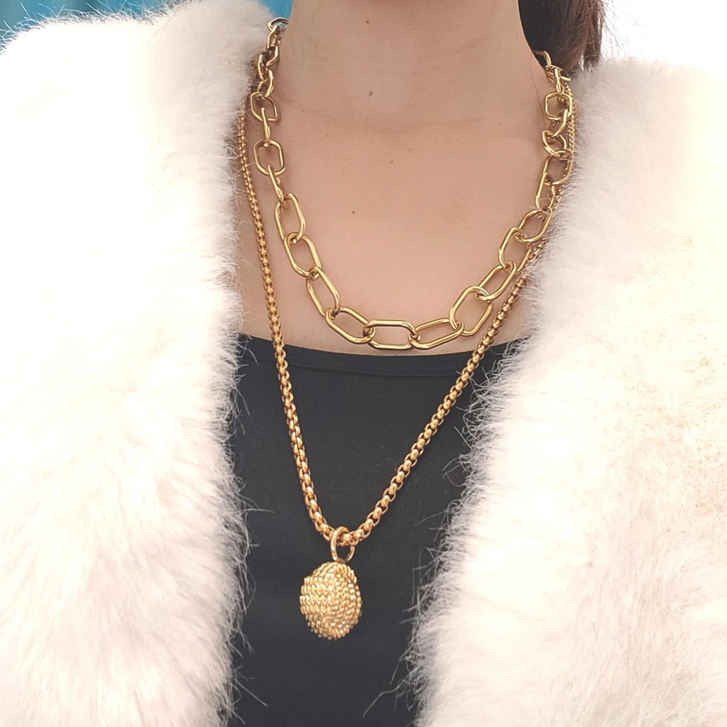 Designed for women with two rows of layered delicate 18K gold plated simple pearl link paper clip necklaces.