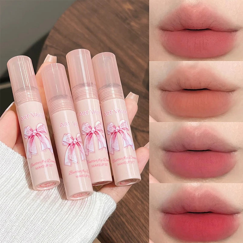 6-Piece Makeup Set (in Box)
Includes velvet matte lipsticks, nude lip gloss, moisturizing lip shine, face blush palette, and necklace—perfect as a gift.