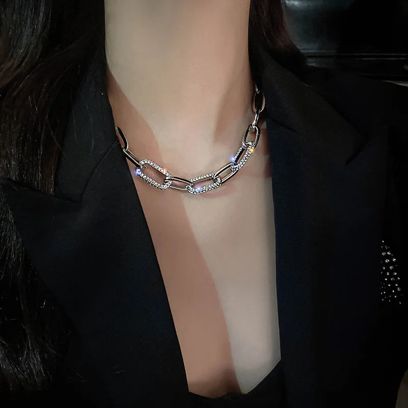 Luxury Thick Chain Collar,Geometric Statement Necklace for Women,Bold Link Design for Layering,Retro Y2K Style Fashion Gift Idea