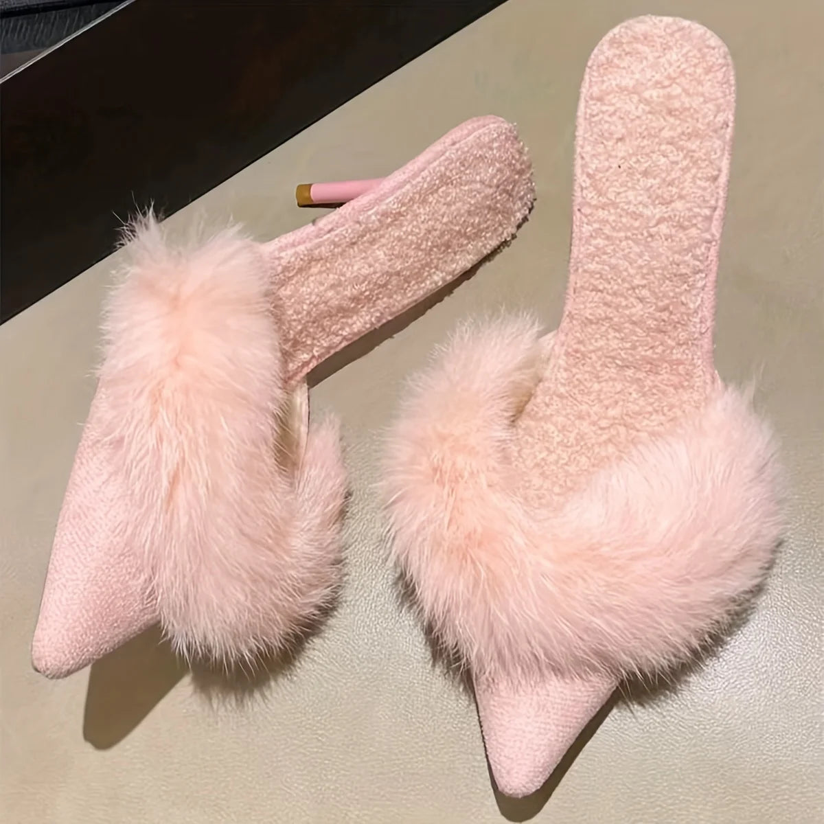 Fashion Plush Slippers for Women's Sweet Pointed Tip Stiletto Womens High Heels Trend Baotou Hairy Women's Half Slippers Tacones